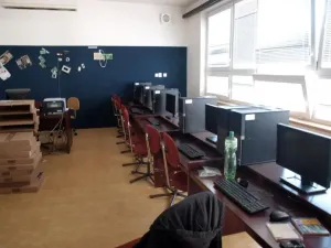 Pravé křídlo