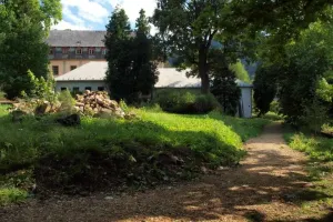 Cesta dokola