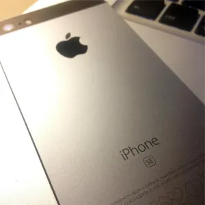 SE v 4S