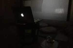 Čučení do tmy