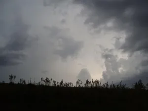 Exploze v oblacích