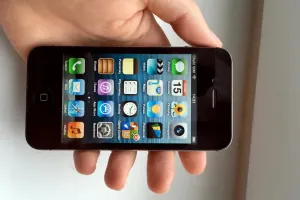 2018 - iPhone 4S s iOS 6.1.3