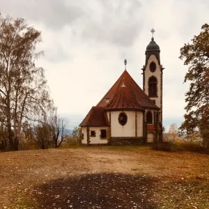 Kostelík na obrázku