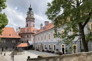 Nádvoří