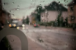 Deštivé sklo