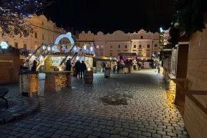 Město pod adventem